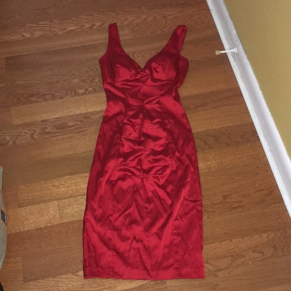 Cache Red Satin Ruched Midi Dress - Picture 3 of 8